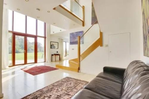 THE ART HOUSE - Itchenor - 7 Bed Ensuite