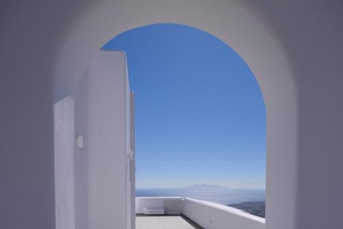 Okružje, Terra Blanca Suites in Santorini