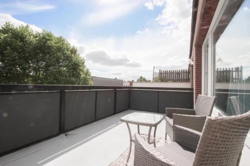Balcony/terrace, Zentrale Wohnung mit 3 Schlafzimmer fur bis zu 9 Personen in Lokstedt