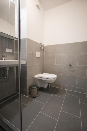 Bathroom, Zentrale Wohnung mit 3 Schlafzimmer fur bis zu 9 Personen in Lokstedt