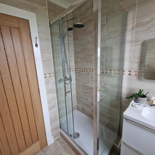 Ванна кімната, 3 Bedroom Apartment max 5 Pax Musselburgh in Масселбер
