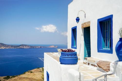 Traditional Cycladic House with Breathtaking View