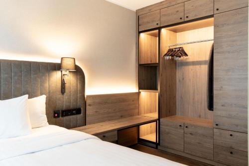 Residence Inn by Marriott Essen City - image 11