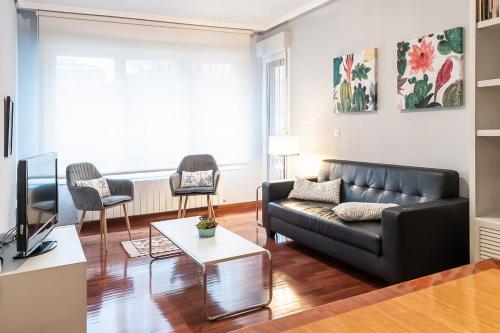 Cómodo y funcional apartamento en Iturrama - Apartment - Pamplona