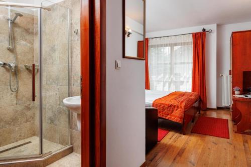 Pensiunea Tanita in 布蘭