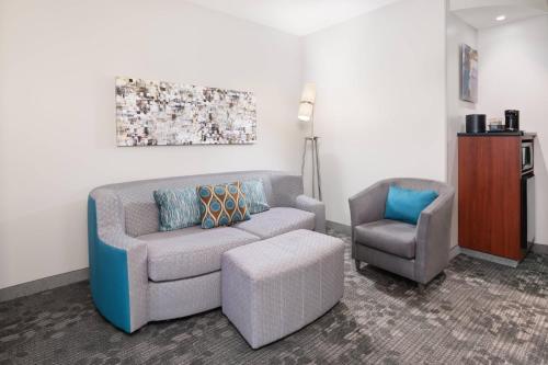 Courtyard by Marriott Pittsburgh Washington Meadow Lands - image 3