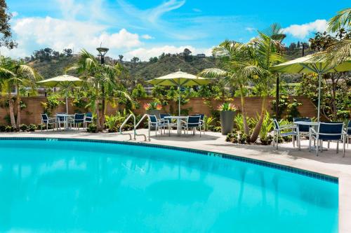 Swimming pool, SpringHill Suites San Diego Mission Valley near SDCCU Stadium