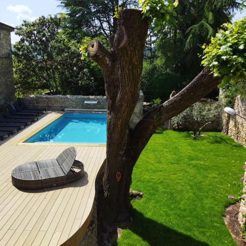 Maison 6 chambres avec piscine gîte à louer Quissac