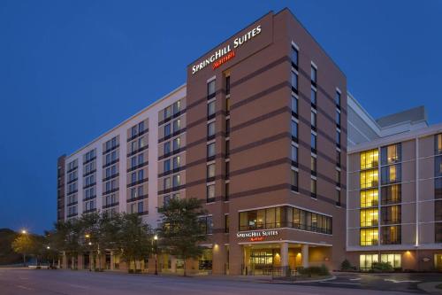 SpringHill Suites Louisville Downtown