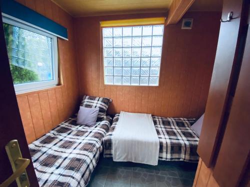 One-Bedroom Chalet image 3