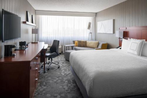 Courtyard by Marriott Richmond Berkeley