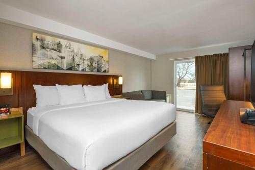 Comfort Inn Hamilton/Stoney Creek