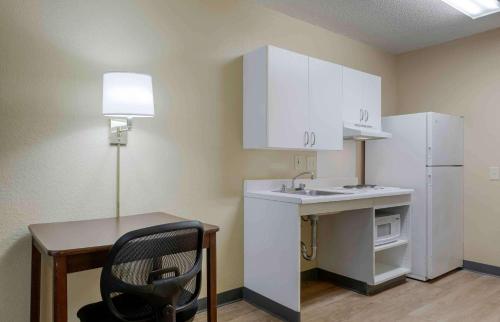 Extended Stay America - Kansas City - South