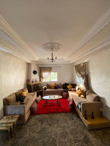 Vila Haja - Beautiful Farmhouse with a Private Pool! in Imouzer du Kandaris