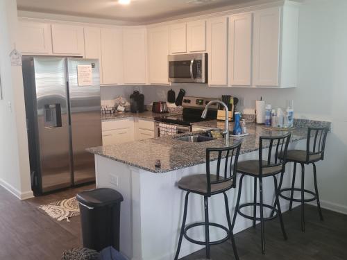 SC 3755 New 2 bedroom Townhouse Ft Jackson & USC