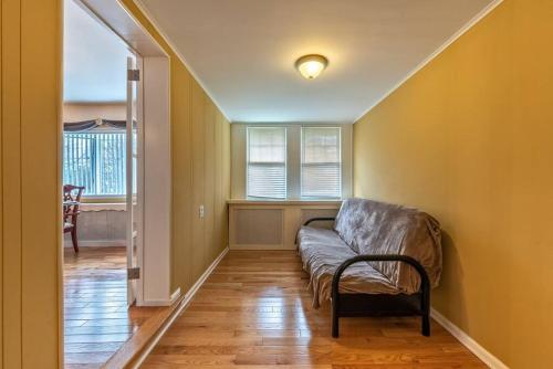 5 Bdrm House (Sleeps 10) Horsham-Philadelphia in Horsham