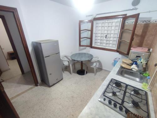 Calm place and near to the beach with water 24h in Monastir