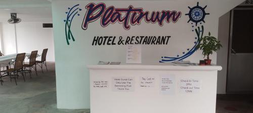 Platinum Hotel by Bluebookers