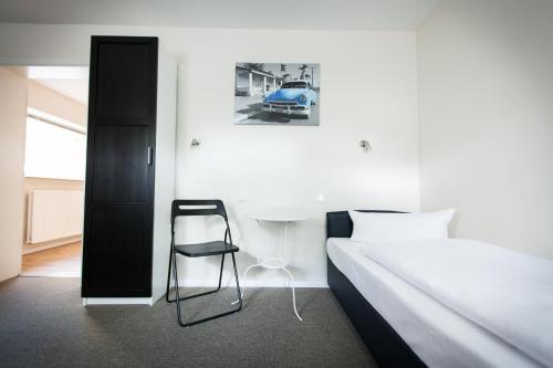 Arcade Hotel & Hostel Hamburg - image 9
