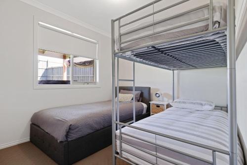 Three-Bedroom House image 3