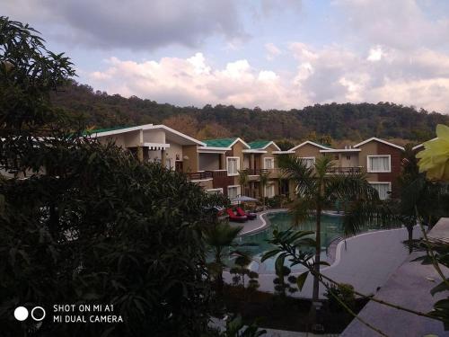 Luxury Resort in Jim Corbett