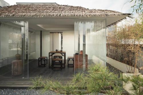 Garden, WEZO Hotel Chengdu - Kuanzhai Alley in Chengdu