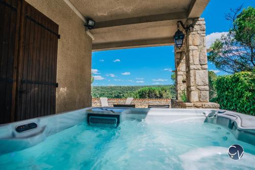 Belle Villa au calme avec Superbe vue - Location, gîte - Bagnols-sur-Cèze