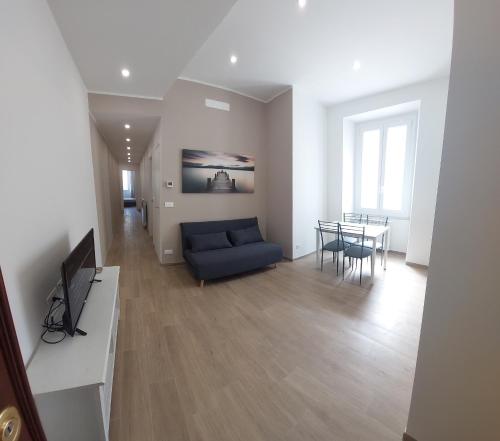 FIUMARA MALL Apartment - immissione nel fiume ciclistico da Ponente-Ponte di Cornigliano