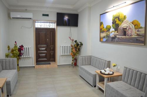 Κοινόχρηστο σαλόνι/χώρος τηλεόρασης, Hostel DANEXAN APA in Νουκους