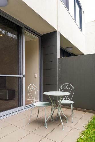 Modern Urban Retreat 1BR Apt near Chatswood - image 5