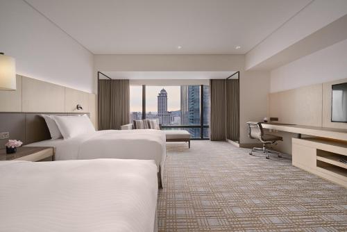 Homey Room with Two Double Beds room in Taipei Marriott Hotel