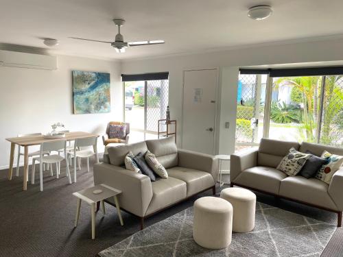 2 Bedroom Villa In Tropical Resort Sunshine Coast