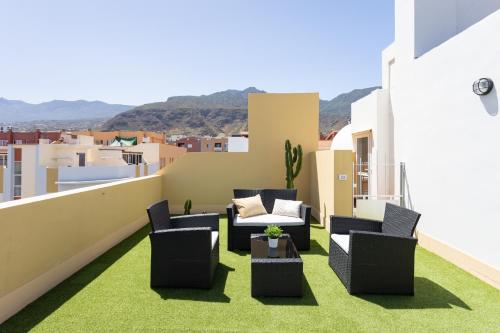 Home2Book Attic Terrace Apt Charming Ocean View