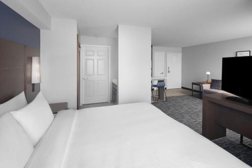 Residence Inn by Marriott Holland in Holland, USA