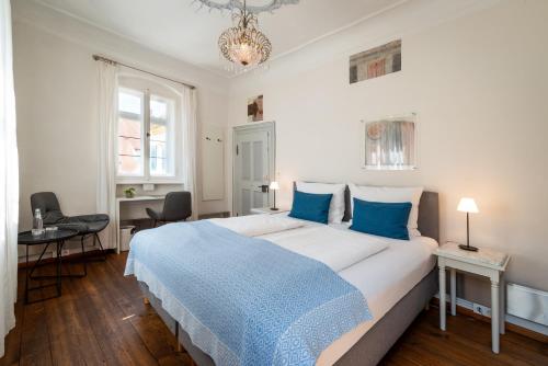 1 queen bed