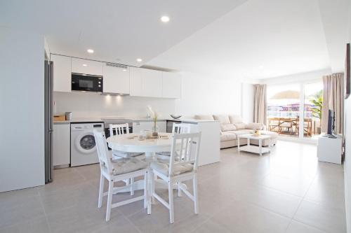 Global Properties, Apartamento con 2 terrazas en Gran Canet, Canet de Berenguer (foto 9)