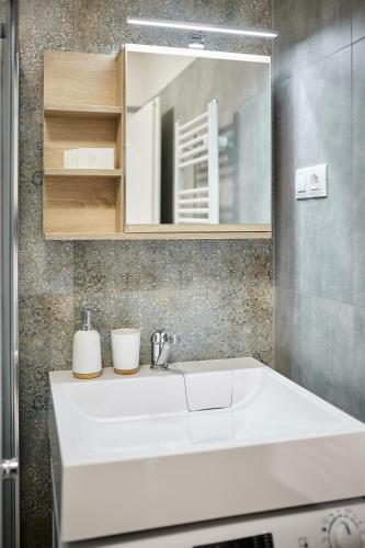 Residence 44 Room Type - One-Bedroom Family Apartment
