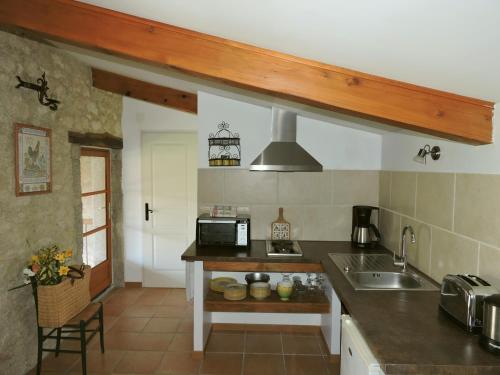 Chambre d'Hôtes Le Castelet - image 14