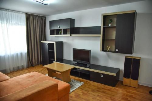 Apartament 3 camere In centru - Apartment - Râmnicu Vâlcea