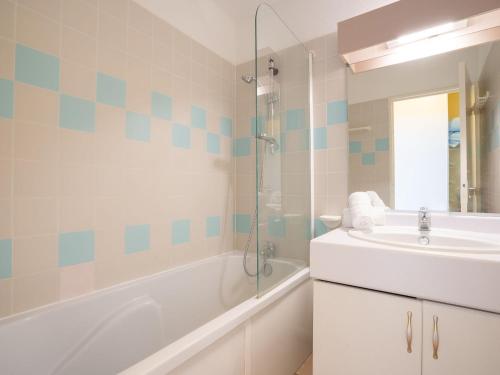 Apartment Les Rivages de Rochelongue-2 by Interhome near Pizz'Avenue