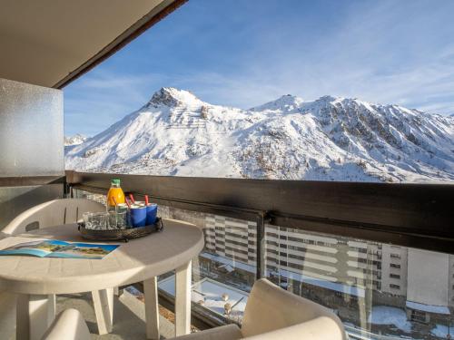 Apartment Le Bec Rouge - Le Lac-2 By Interhome - Val-d'Isère