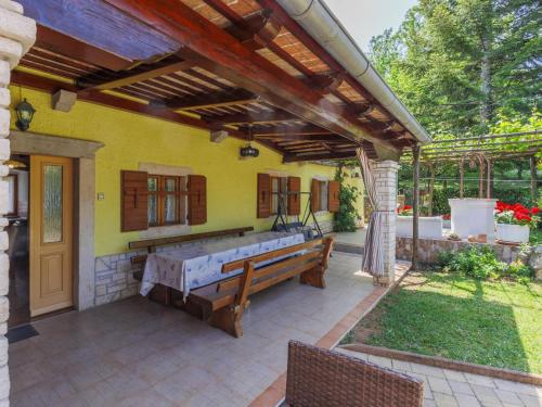 Holiday Home Donada by Interhome in Ruzici