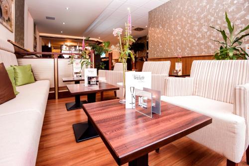 酒吧/高級酒吧, 斯塔迪特·斯德姆酒店 (Stadthotel Stern) in 維斯馬市中心