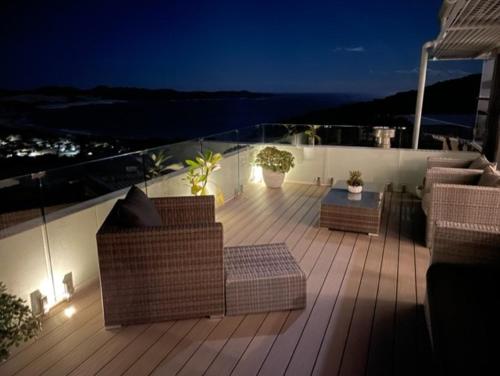 The Deckhouse in Уан Маил Бийч