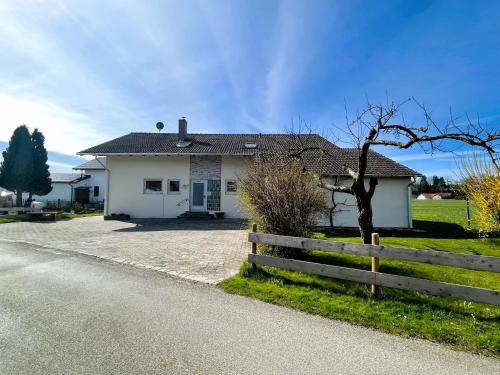 CASA LOBO Charmantes Ferienhaus im Allgäu