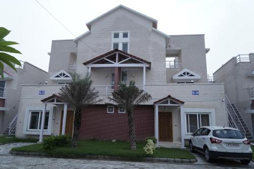 Madhav Kuteer B- 34 Vrindavan - Barsana