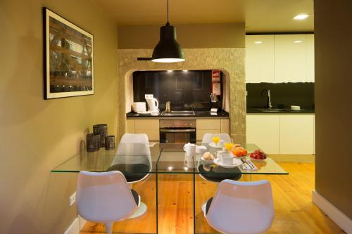 Stylish City Centre Apartment in Cais do Sodré Lisbon Near Nightlife & Metro 1B - TTL281 - image 14