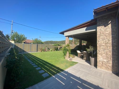 Villa ELi - Luxury Nature Getaway - Strategically located for Beach Exploration - Onsite Power for Electric Vehicle, Fourka (foto 6)