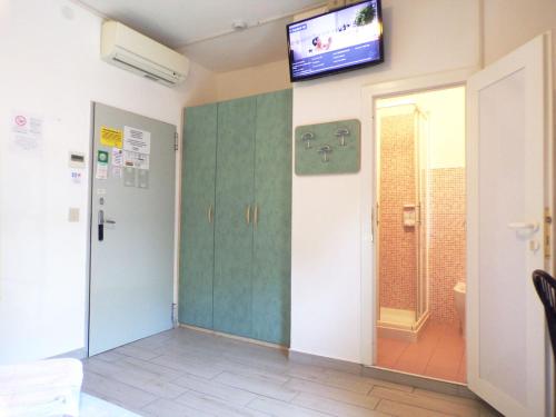Hotel Esedra Room Type - Quadruple Room with Balcony