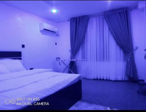 A 2 bedroom apartment